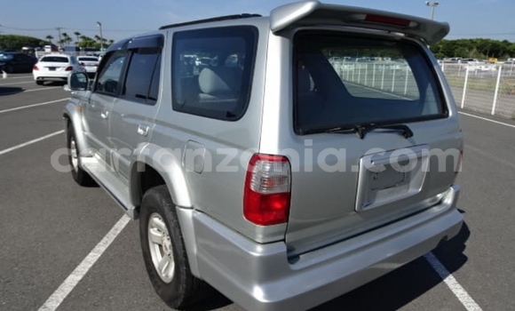 Nunua Imported Toyota Hilux Surf Fedha Gari ndani ya Dar es Salaam nchini Dar es Salaam Nunua Imported Toyota Hilux Surf Fedha Gari ndani ya Dar es Salaam nchini Dar es Salaam