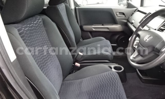 Nunua Imported Honda Crossroad Nyeusi Gari ndani ya Dar es Salaam nchini Dar es Salaam Nunua Imported Honda Crossroad Nyeusi Gari ndani ya Dar es Salaam nchini Dar es Salaam
