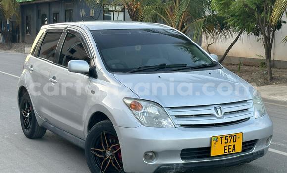 Buy Used Toyota IST Other Car in Dar es Salaam in Dar es Salaam Buy Used Toyota IST Other Car in Dar es Salaam in Dar es Salaam