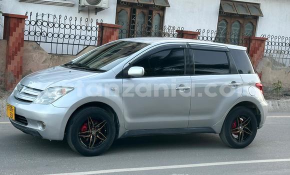 Buy Used Toyota IST Other Car in Dar es Salaam in Dar es Salaam Buy Used Toyota IST Other Car in Dar es Salaam in Dar es Salaam