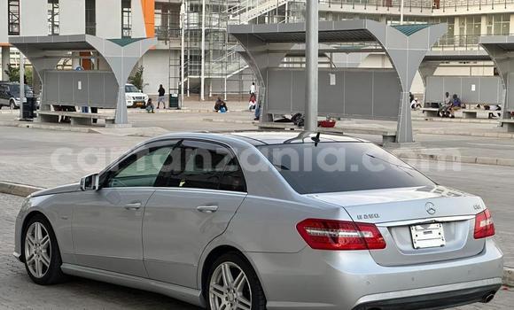 Nunua Imported Mercedes-Benz E-Classe Nyingine Gari ndani ya Dar es Salaam nchini Dar es Salaam Nunua Imported Mercedes-Benz E-Classe Nyingine Gari ndani ya Dar es Salaam nchini Dar es Salaam