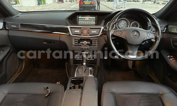 Nunua Imported Mercedes-Benz E-Classe Nyingine Gari ndani ya Dar es Salaam nchini Dar es Salaam Nunua Imported Mercedes-Benz E-Classe Nyingine Gari ndani ya Dar es Salaam nchini Dar es Salaam