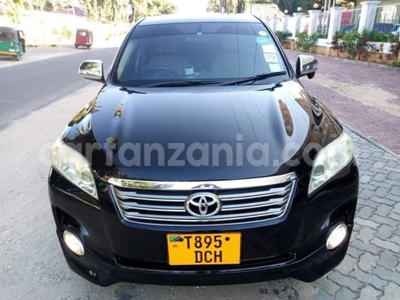 Toyota Vanguard in Dar es Salaam