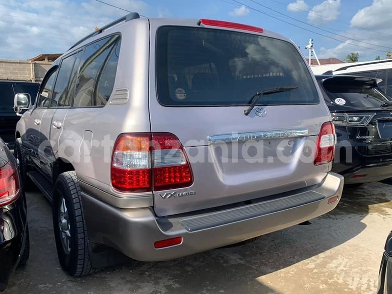 Big with watermark toyota land cruiser dodoma bahi 22496