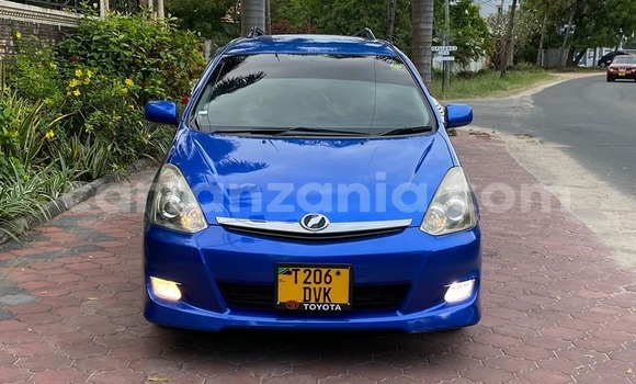 Buy Used Toyota Wish Blue Car in Bariadi in Simiyu