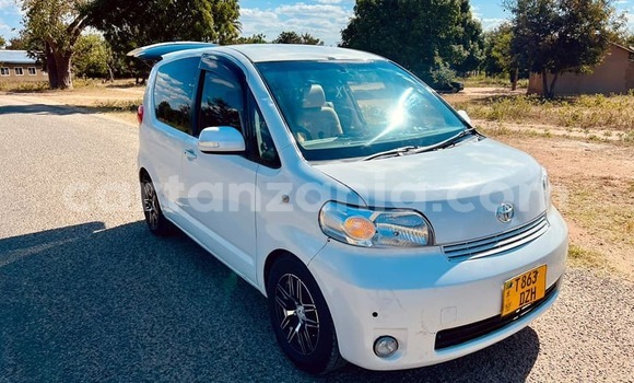 Buy Used Toyota Porte White Car in Buhigwe in Kigoma Buy Used Toyota Porte White Car in Buhigwe in Kigoma