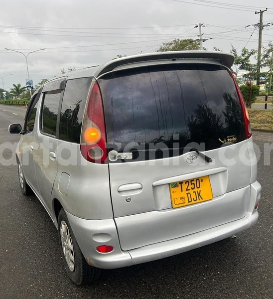 Big with watermark toyota funcargo kigoma buhigwe 22510