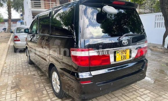Nunua Ilio tumika Toyota Alphard Nyeusi Gari ndani ya Babati Mjini nchini Manyara Nunua Ilio tumika Toyota Alphard Nyeusi Gari ndani ya Babati Mjini nchini Manyara