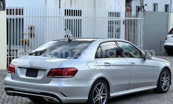 Nunua Ilio tumika Mercedes‒Benz E–Class Nyingine Gari ndani ya Biharamulo nchini Kagera Nunua Ilio tumika Mercedes‒Benz E–Class Nyingine Gari ndani ya Biharamulo nchini Kagera
