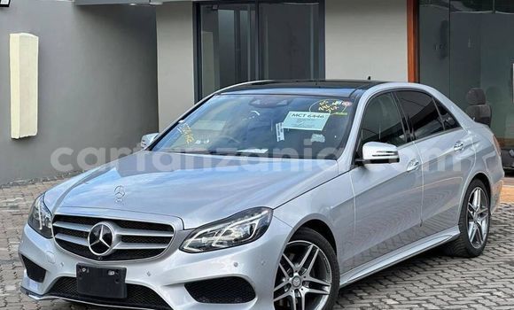 Nunua Ilio tumika Mercedes‒Benz E–Class Nyingine Gari ndani ya Biharamulo nchini Kagera Nunua Ilio tumika Mercedes‒Benz E–Class Nyingine Gari ndani ya Biharamulo nchini Kagera