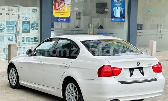 Buy Used BMW M2 White Car in Biharamulo in Kagera