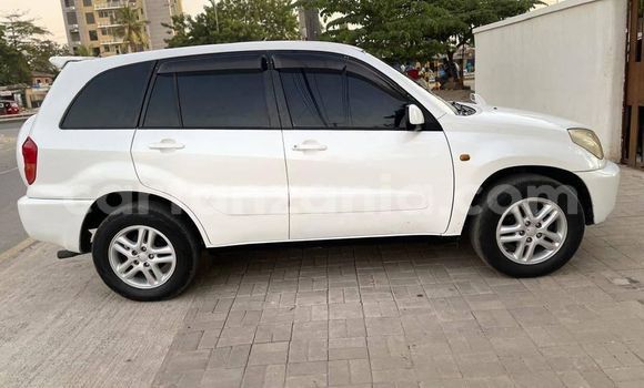 Nunua Ilio tumika Toyota RAV4 Nyeupe Gari ndani ya Bariadi nchini Simiyu Nunua Ilio tumika Toyota RAV4 Nyeupe Gari ndani ya Bariadi nchini Simiyu