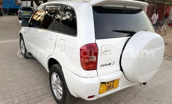 Nunua Ilio tumika Toyota RAV4 Nyeupe Gari ndani ya Bariadi nchini Simiyu Nunua Ilio tumika Toyota RAV4 Nyeupe Gari ndani ya Bariadi nchini Simiyu