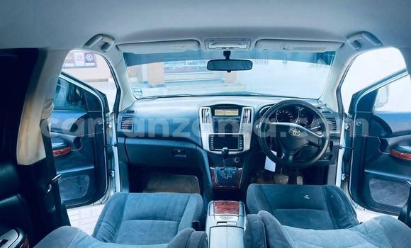 Nunua Ilio tumika Toyota Harrier Bluu Gari ndani ya Bahi nchini Dodoma Nunua Ilio tumika Toyota Harrier Bluu Gari ndani ya Bahi nchini Dodoma