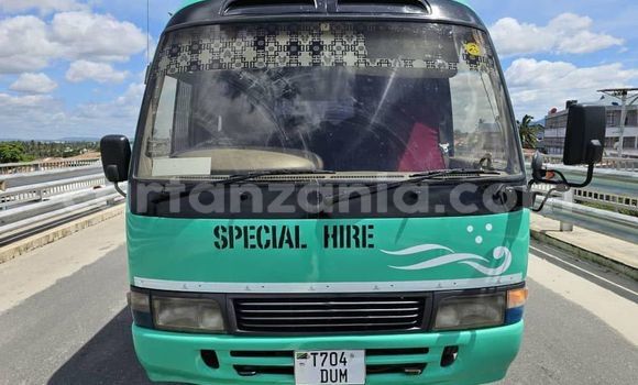 Nunua Ilio tumika Toyota Coaster Nyingine Gari ndani ya Biharamulo nchini Kagera Nunua Ilio tumika Toyota Coaster Nyingine Gari ndani ya Biharamulo nchini Kagera