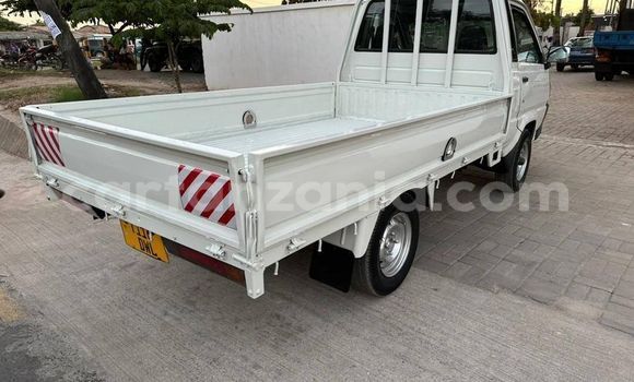 Nunua Ilio tumika Toyota Town Ace Nyeupe Gari ndani ya Bariadi nchini Simiyu Nunua Ilio tumika Toyota Town Ace Nyeupe Gari ndani ya Bariadi nchini Simiyu