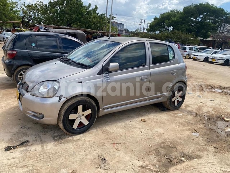 Big with watermark toyota vitz simiyu bariadi 22547