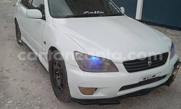 Buy Used Toyota Altezza White Car in Biharamulo in Kagera