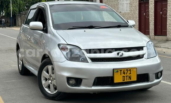 Buy Used Toyota IST Silver Car in Dar es Salaam in Dar es Salaam Buy Used Toyota IST Silver Car in Dar es Salaam in Dar es Salaam