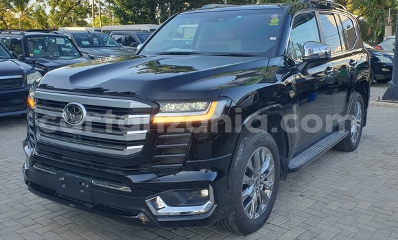 Buy Used Toyota Land Cruiser Black Car in Dar es Salaam in Dar es Salaam Buy Used Toyota Land Cruiser Black Car in Dar es Salaam in Dar es Salaam