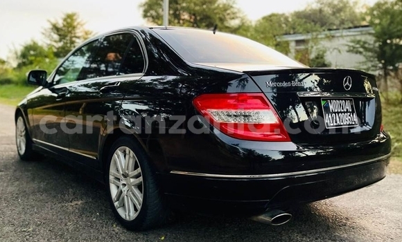 Nunua Mpya Mercedes‒Benz C–Class Nyeusi Gari ndani ya Dar es Salaam nchini Dar es Salaam Nunua Mpya Mercedes‒Benz C–Class Nyeusi Gari ndani ya Dar es Salaam nchini Dar es Salaam