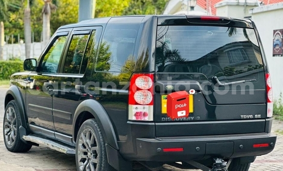 Nunua Ilio tumika Land Rover Discovery Nyeusi Gari ndani ya Dar es Salaam nchini Dar es Salaam Nunua Ilio tumika Land Rover Discovery Nyeusi Gari ndani ya Dar es Salaam nchini Dar es Salaam