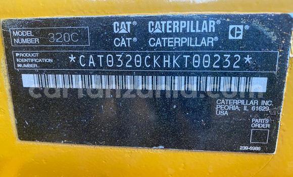 Nunua Ilio tumika Caterpillar 120 Nyingine Lori ndani ya Dar es Salaam nchini Dar es Salaam Nunua Ilio tumika Caterpillar 120 Nyingine Lori ndani ya Dar es Salaam nchini Dar es Salaam