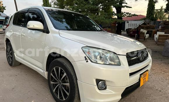 Nunua Ilio tumika Toyota RAV4 Nyeupe Gari ndani ya Dar es Salaam nchini Dar es Salaam Nunua Ilio tumika Toyota RAV4 Nyeupe Gari ndani ya Dar es Salaam nchini Dar es Salaam