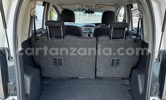 Buy Used Toyota Ractis White Car in Dar es Salaam in Dar es Salaam Buy Used Toyota Ractis White Car in Dar es Salaam in Dar es Salaam