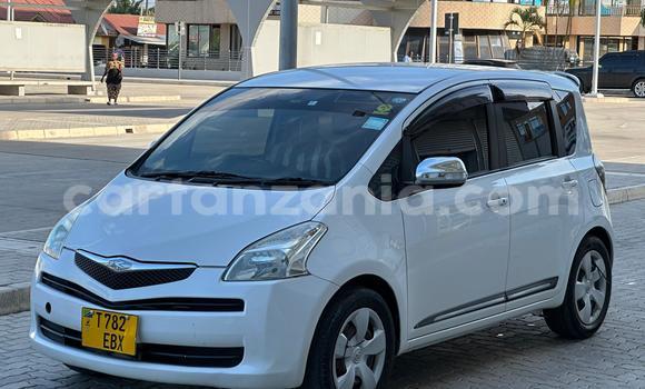 Buy Used Toyota Ractis White Car in Dar es Salaam in Dar es Salaam Buy Used Toyota Ractis White Car in Dar es Salaam in Dar es Salaam