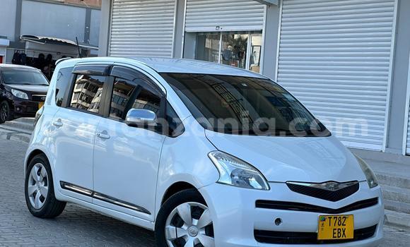 Buy Used Toyota Ractis White Car in Dar es Salaam in Dar es Salaam Buy Used Toyota Ractis White Car in Dar es Salaam in Dar es Salaam