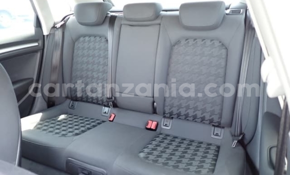 Nunua Imported Audi A3 Bluu Gari ndani ya Dar es Salaam nchini Dar es Salaam Nunua Imported Audi A3 Bluu Gari ndani ya Dar es Salaam nchini Dar es Salaam