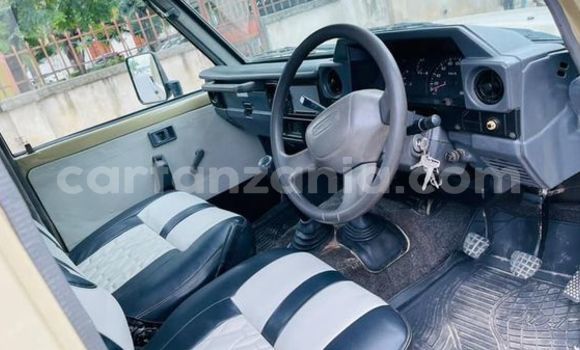 Nunua Ilio tumika Toyota Cressida Nyingine Gari ndani ya Dar es Salaam nchini Dar es Salaam Nunua Ilio tumika Toyota Cressida Nyingine Gari ndani ya Dar es Salaam nchini Dar es Salaam