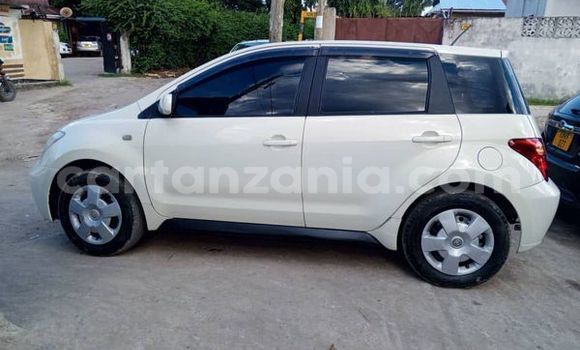 Buy Used Toyota IST Other Car in Bahi in Dodoma Buy Used Toyota IST Other Car in Bahi in Dodoma