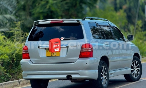 Buy Used Toyota Kruger Silver Car in Dar es Salaam in Dar es Salaam Buy Used Toyota Kruger Silver Car in Dar es Salaam in Dar es Salaam