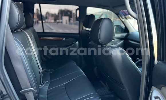Nunua Mpya Toyota Harrier Nyeusi Gari ndani ya Dar es Salaam nchini Dar es Salaam Nunua Mpya Toyota Harrier Nyeusi Gari ndani ya Dar es Salaam nchini Dar es Salaam