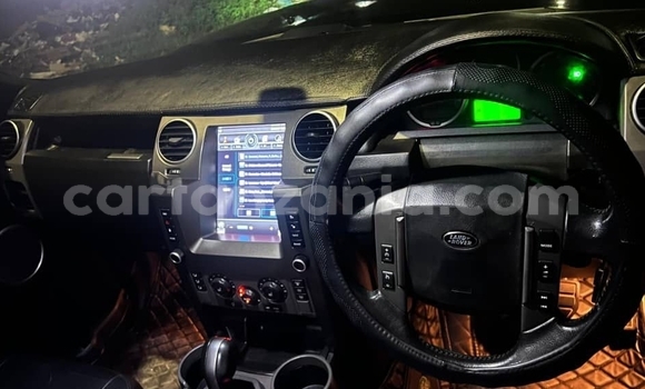 Nunua Ilio tumika Land Rover Discovery Nyeusi Gari ndani ya Dar es Salaam nchini Dar es Salaam Nunua Ilio tumika Land Rover Discovery Nyeusi Gari ndani ya Dar es Salaam nchini Dar es Salaam