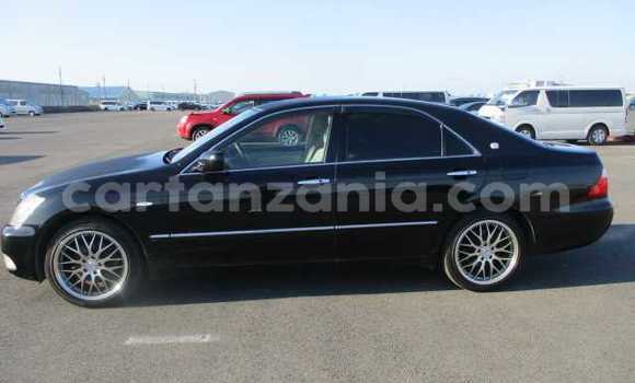 Buy Used Toyota Crown Black Car in Dar es Salaam in Dar es Salaam Buy Used Toyota Crown Black Car in Dar es Salaam in Dar es Salaam