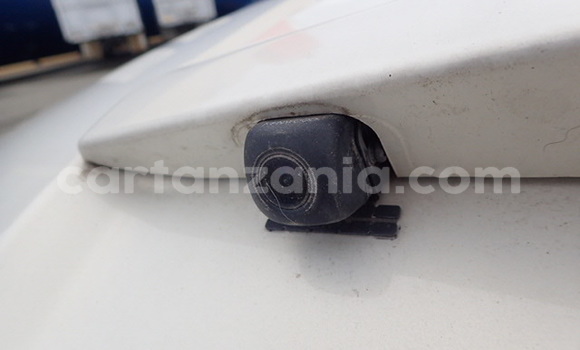 Nunua Ilio tumika Toyota Mark X Nyeupe Gari ndani ya Dar es Salaam nchini Dar es Salaam Nunua Ilio tumika Toyota Mark X Nyeupe Gari ndani ya Dar es Salaam nchini Dar es Salaam