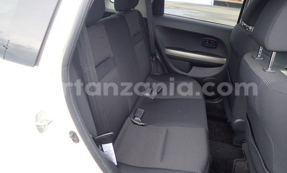 Nunua Ilio tumika Toyota Mark X Nyeupe Gari ndani ya Dar es Salaam nchini Dar es Salaam Nunua Ilio tumika Toyota Mark X Nyeupe Gari ndani ya Dar es Salaam nchini Dar es Salaam