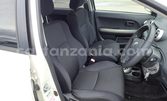 Nunua Ilio tumika Toyota Mark X Nyeupe Gari ndani ya Dar es Salaam nchini Dar es Salaam Nunua Ilio tumika Toyota Mark X Nyeupe Gari ndani ya Dar es Salaam nchini Dar es Salaam