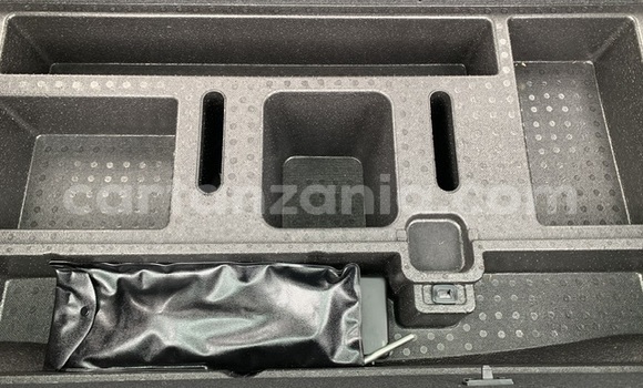 Buy Used Toyota IST Other Car in Dar es Salaam in Dar es Salaam Buy Used Toyota IST Other Car in Dar es Salaam in Dar es Salaam