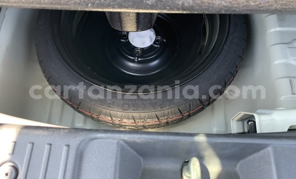 Buy Used Toyota IST White Car in Dar es Salaam in Dar es Salaam Buy Used Toyota IST White Car in Dar es Salaam in Dar es Salaam