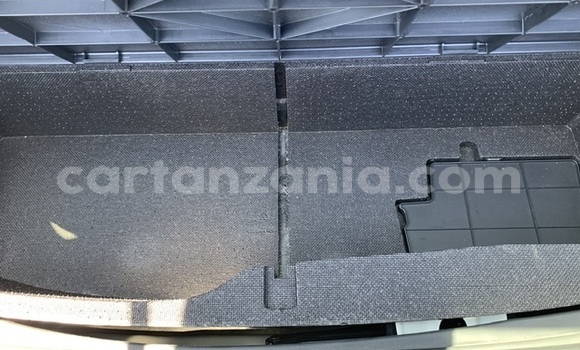 Buy Used Toyota IST White Car in Dar es Salaam in Dar es Salaam Buy Used Toyota IST White Car in Dar es Salaam in Dar es Salaam