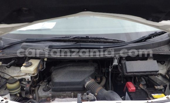 Nunua Ilio tumika Toyota Alphard Nyeupe Gari ndani ya Dar es Salaam nchini Dar es Salaam Nunua Ilio tumika Toyota Alphard Nyeupe Gari ndani ya Dar es Salaam nchini Dar es Salaam