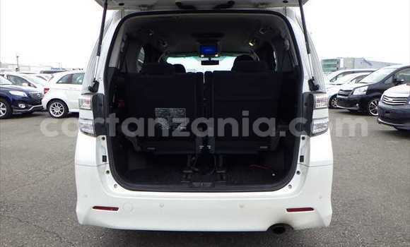 Buy Used Toyota Vellfire White Car in Dar es Salaam in Dar es Salaam Buy Used Toyota Vellfire White Car in Dar es Salaam in Dar es Salaam