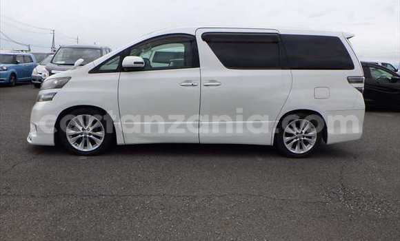 Buy Used Toyota Vellfire White Car in Dar es Salaam in Dar es Salaam Buy Used Toyota Vellfire White Car in Dar es Salaam in Dar es Salaam