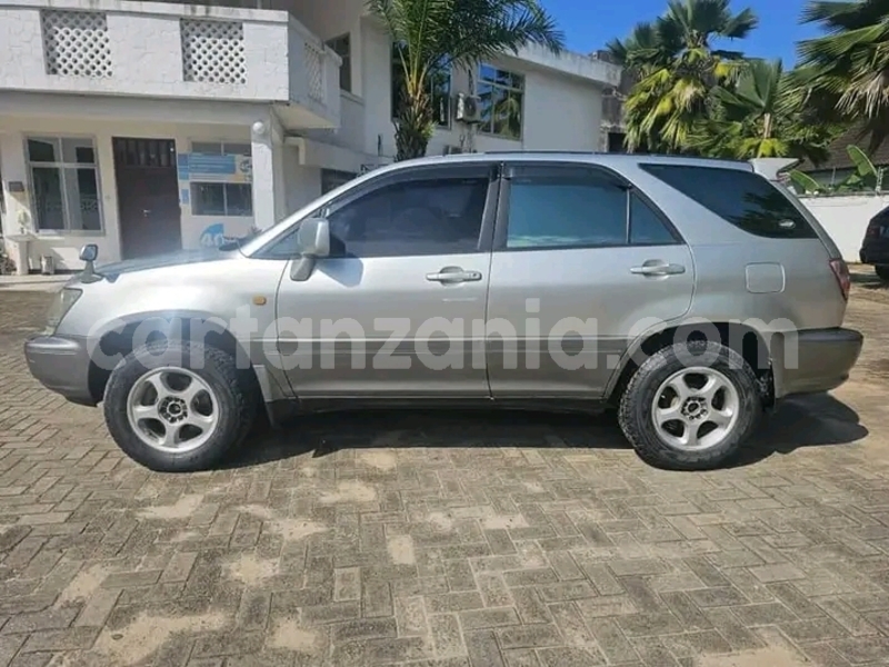 Big with watermark toyota harrier simiyu bariadi 22695