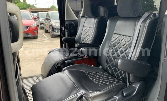 Buy Used Toyota Vellfire Black Car in Dar es Salaam in Dar es Salaam Buy Used Toyota Vellfire Black Car in Dar es Salaam in Dar es Salaam