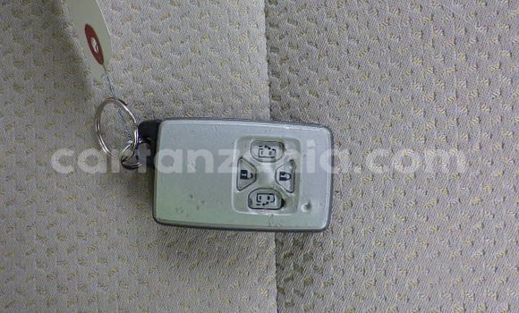 Buy Used Toyota Noah Black Car in Dar es Salaam in Dar es Salaam Buy Used Toyota Noah Black Car in Dar es Salaam in Dar es Salaam